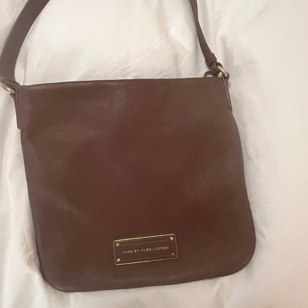 marc Jacobs leather crossbody